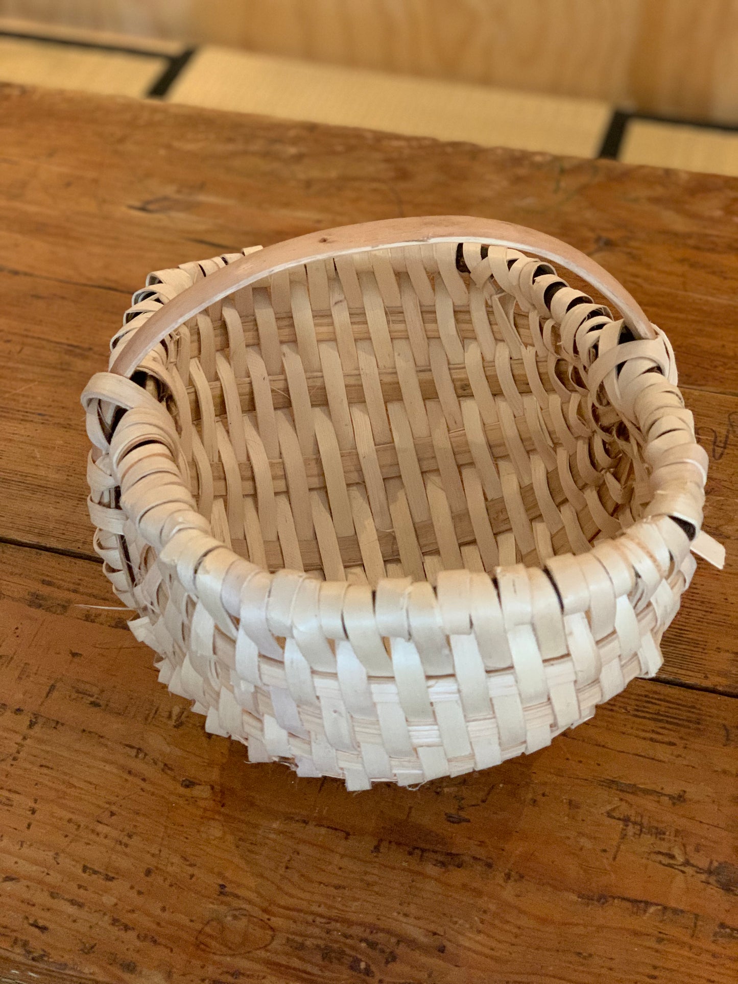 Panier en châtaignier ovale